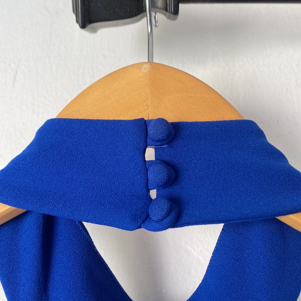 Lulu’s M Bethanie Royal Blue Lace Halter Jumpsuit As Is - Picture 11 of 15
